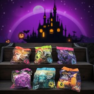 New Wendy's 2025 Frosty Frights Sealed Set of 6 Sealed Kids Halloween Frosty A22